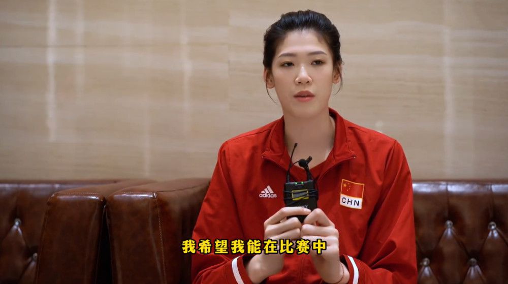 奥斯卡直播 2016-02-29 第88届奥斯卡金像奖颁奖典礼于美国当地时间2016年2月28日晚（北京时间2月29日早）在好莱坞比弗利山庄杜比剧院举行，本届奥斯卡由克里斯·洛克主持。
